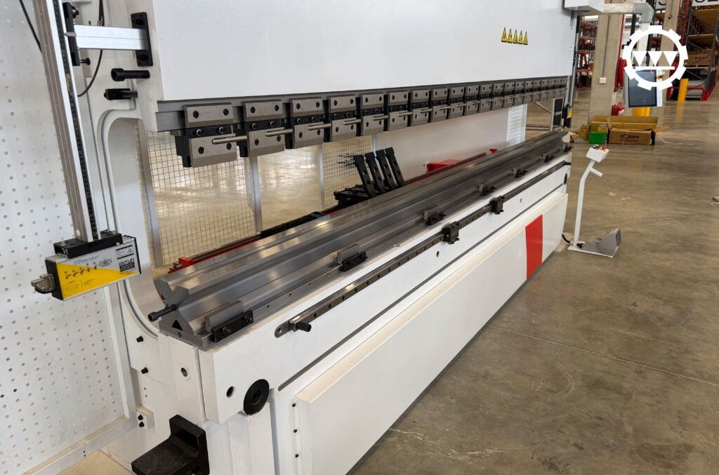 400 Ton JFY Press Brake Installation Well Underway 400 Ton JFY Press Brake Installation Underway | Puma Machine Tools